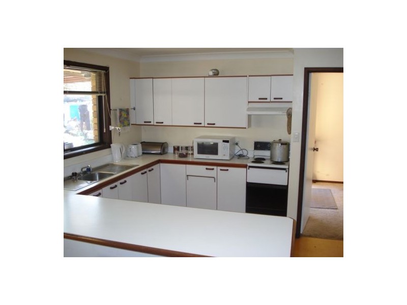 20 Robey Street, Kootingal NSW 2352