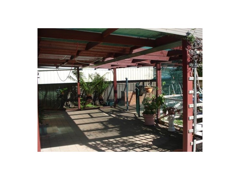 20 Robey Street, Kootingal NSW 2352