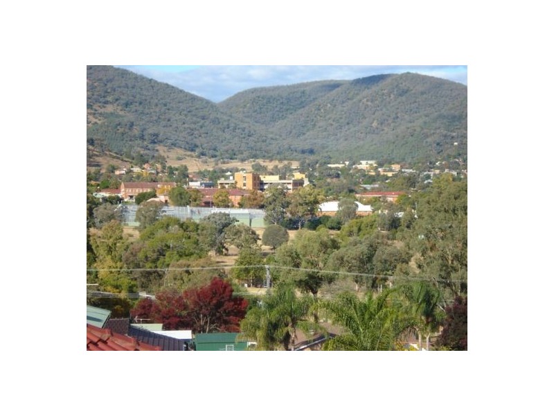 14 Bradley Place, Tamworth NSW 2340