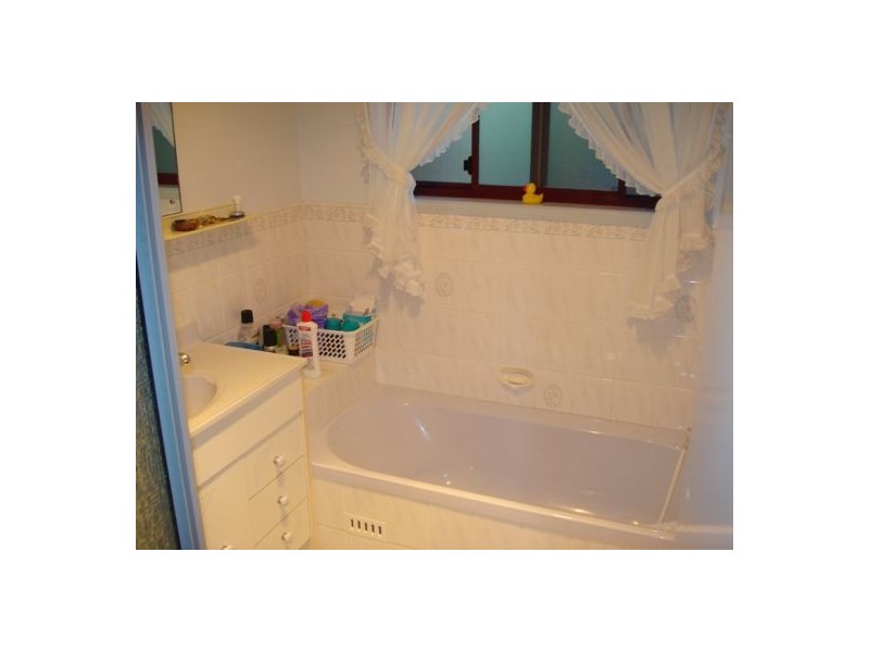 14 Bradley Place, Tamworth NSW 2340