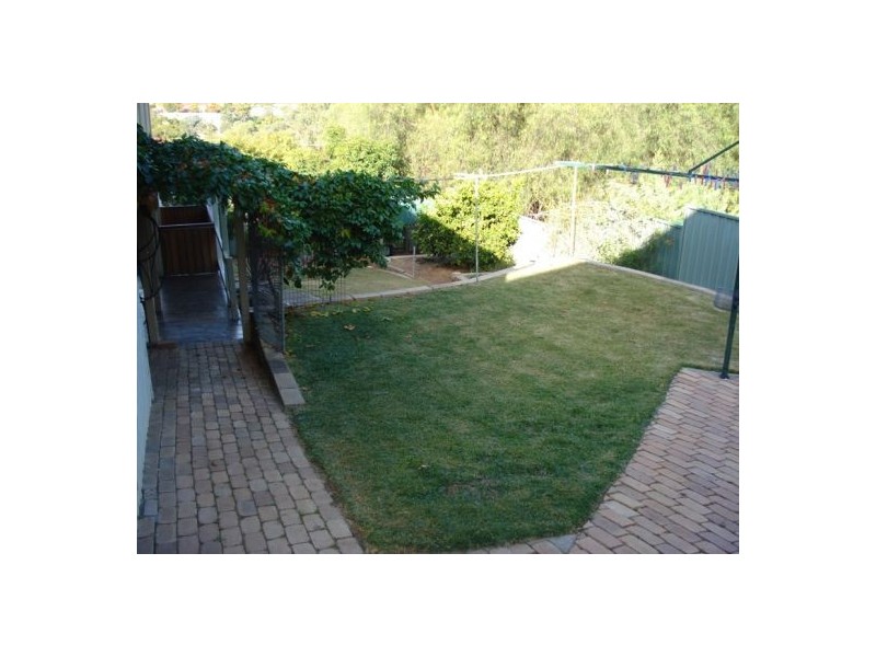 14 Bradley Place, Tamworth NSW 2340