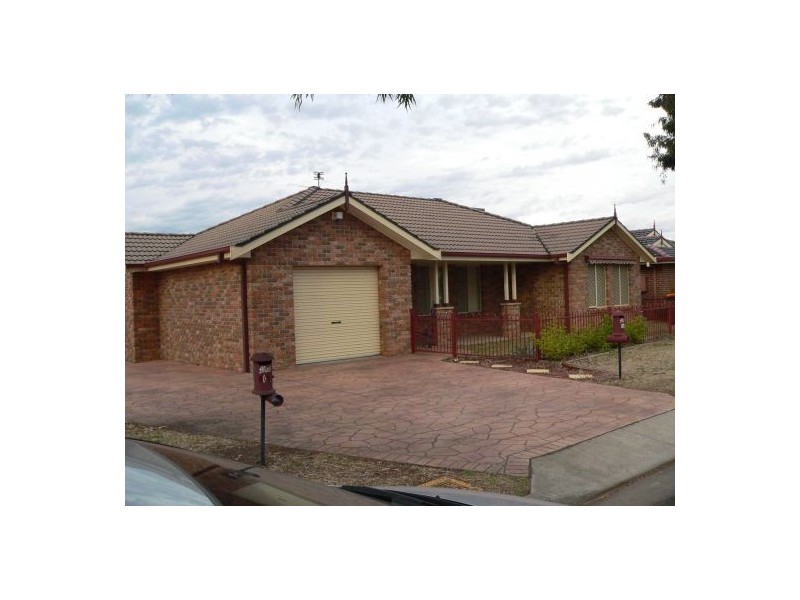 50 GREG NORMAN DRIVE, Tamworth NSW 2340