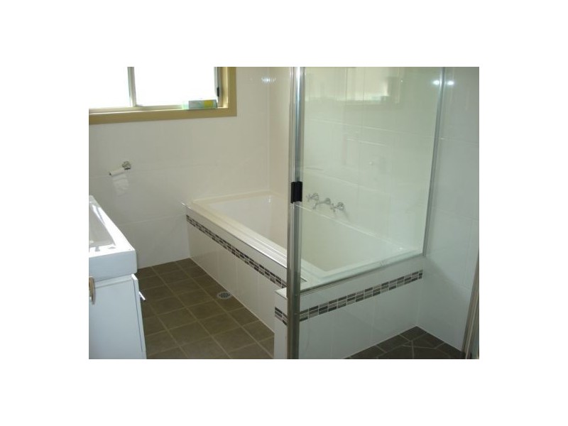 27 Milburn Road, Tamworth NSW 2340