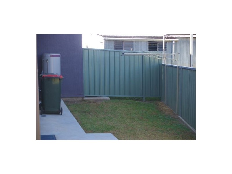 4/345 ARMIDALE ROAD, Tamworth NSW 2340