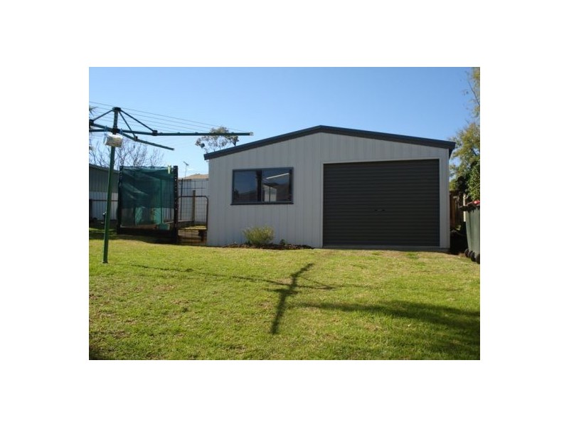 27 RIVERVIEW STREET NORTH, Tamworth NSW 2340