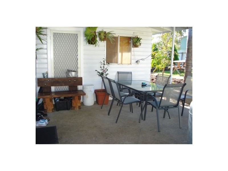 27 RIVERVIEW STREET NORTH, Tamworth NSW 2340