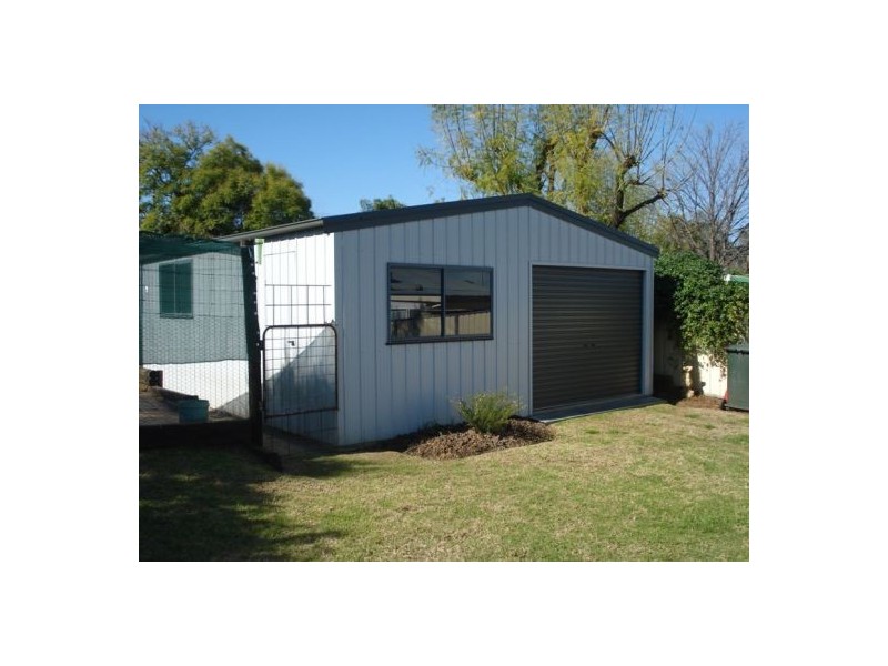 27 RIVERVIEW STREET NORTH, Tamworth NSW 2340