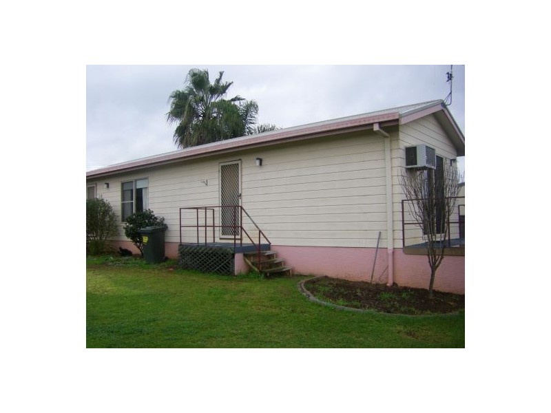 44 FLINDERS STREET, Tamworth NSW 2340
