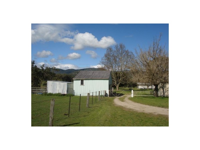 190 New England Gully Road, Moonbi NSW 2353