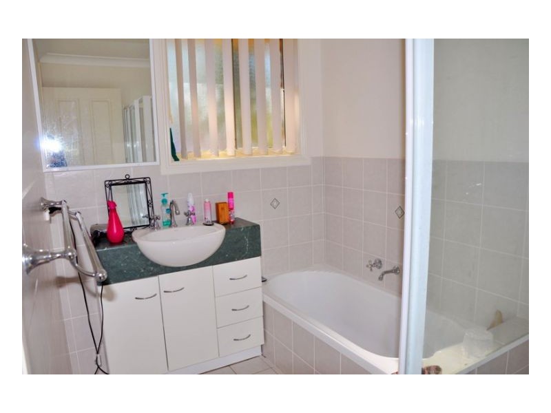 12 Brolga Crescent, Tamworth NSW 2340