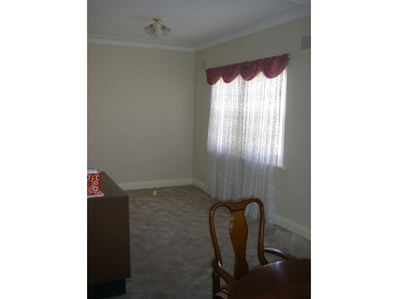 70 DENNE STREET, Tamworth NSW 2340