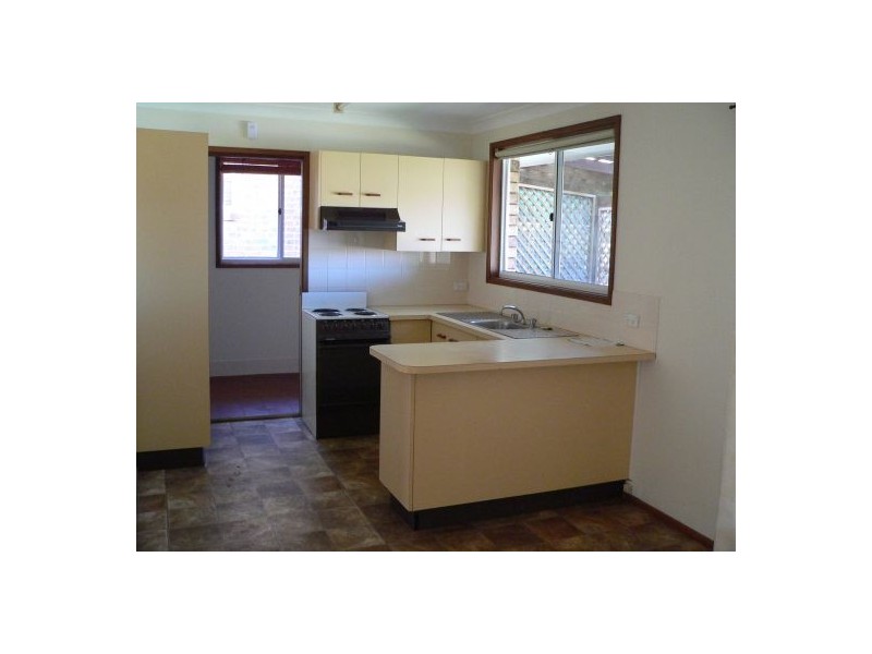 2 Wattle Close, Tamworth NSW 2340
