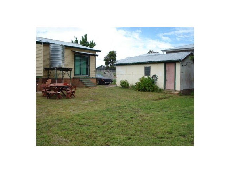 19  Degance St, Tamworth NSW 2340