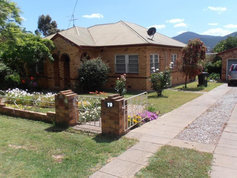70 Denne Street, Tamworth NSW 2340