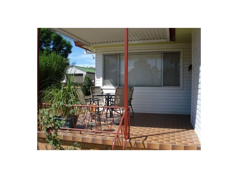 24  Oak Street, Tamworth NSW 2340