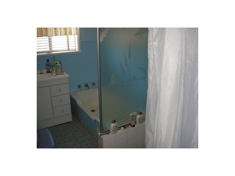 24  Oak Street, Tamworth NSW 2340