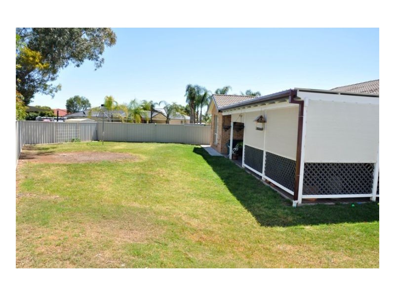 12 Wayamba Close, Tamworth NSW 2340