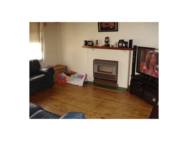 6 Robyn Street, Tamworth NSW 2340