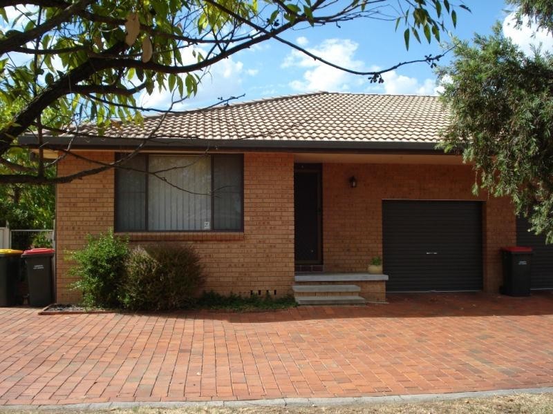 1/29 Larool Street, Tamworth NSW 2340