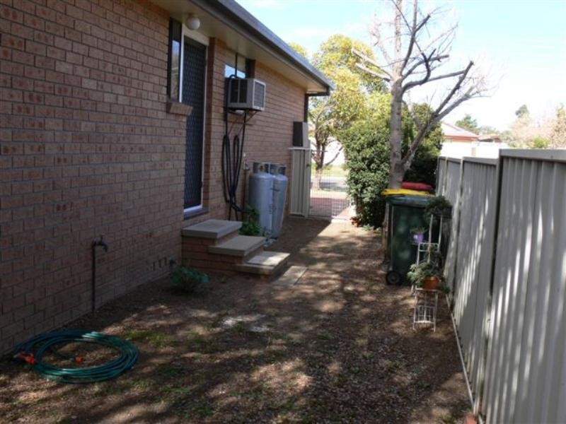 1/29 Larool Street, Tamworth NSW 2340