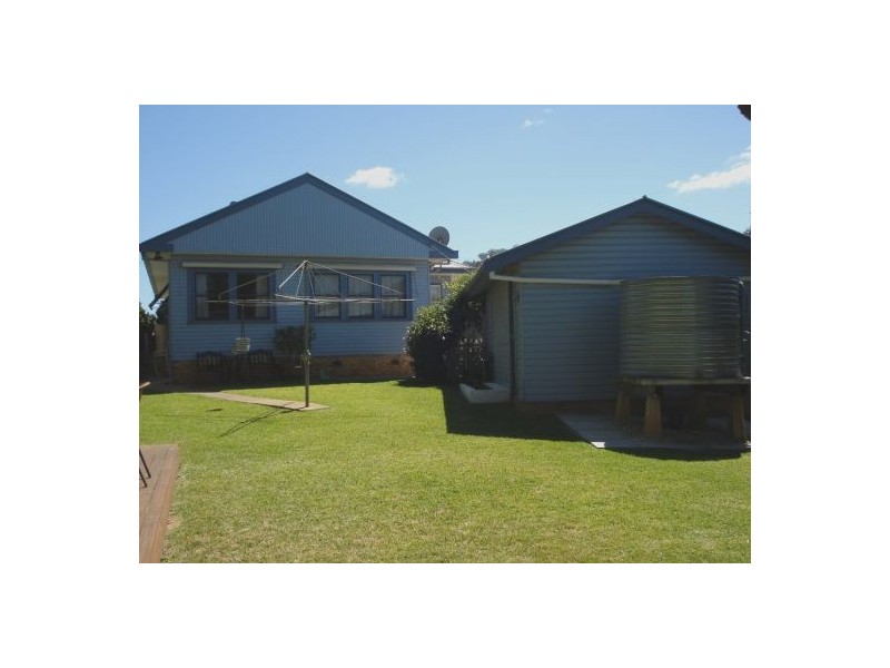 85 Piper Street, Tamworth NSW 2340