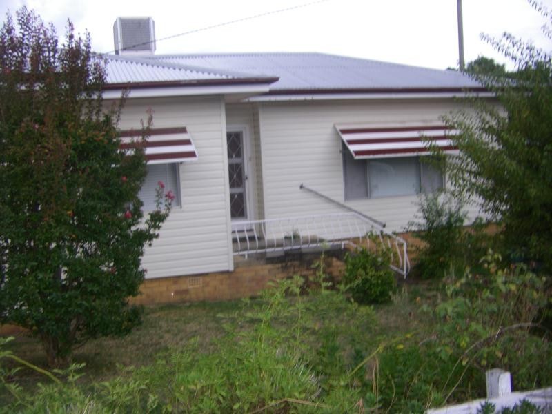 17 Elm Street, Tamworth NSW 2340