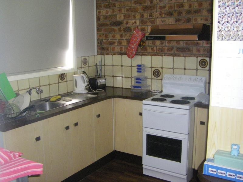 1/62 Griffen Ave, Tamworth NSW 2340