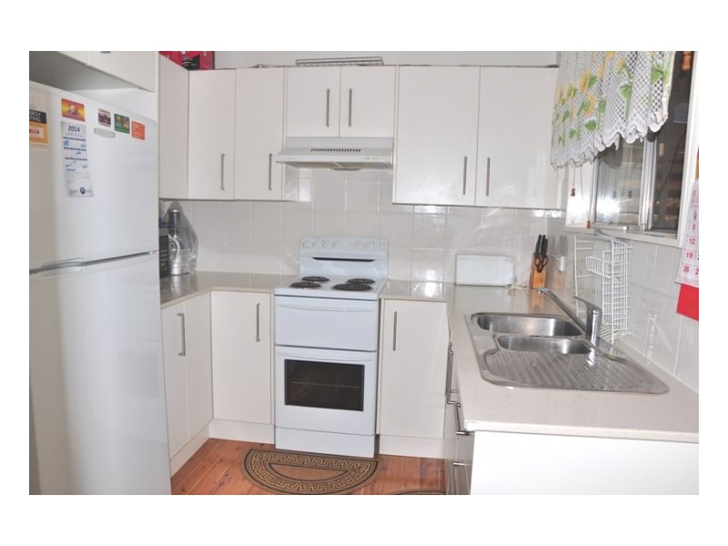 2/25 Erwin Street, Tamworth NSW 2340