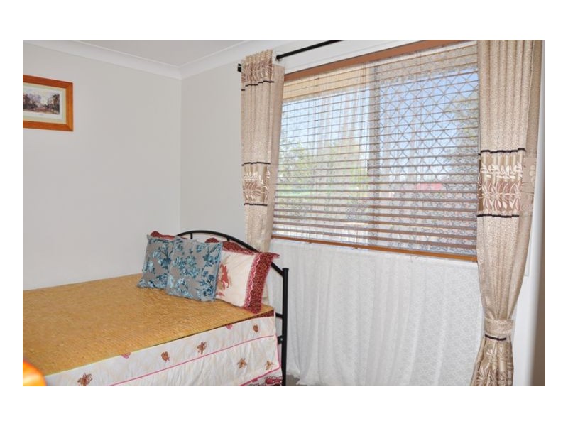 2/25 Erwin Street, Tamworth NSW 2340