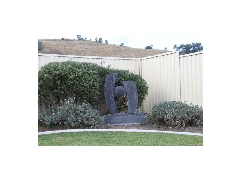 6 Warrabah Close, Tamworth NSW 2340