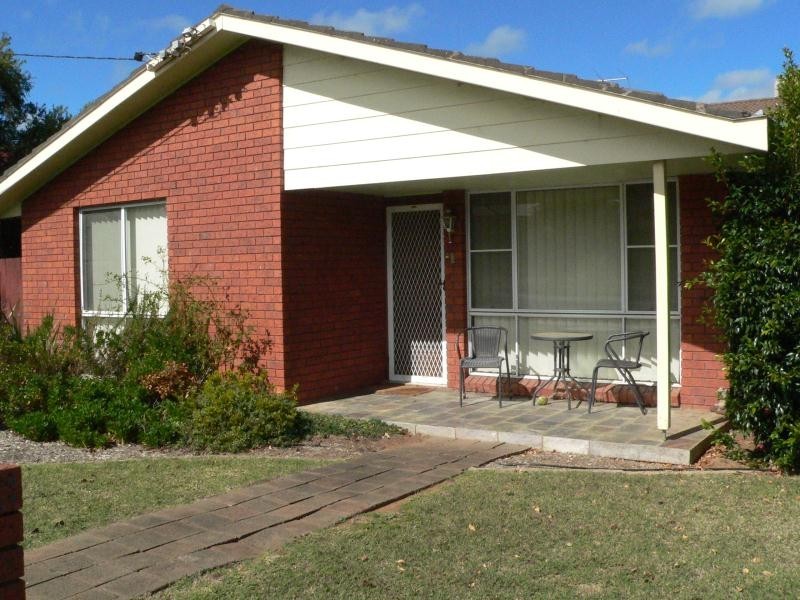 2/3-5 Piper Street, Tamworth NSW 2340