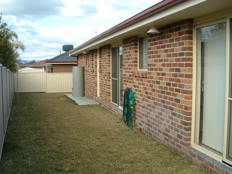 8A MERRINNE PLACE, Tamworth NSW 2340