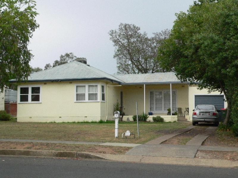 18 Hillvue road, Tamworth NSW 2340