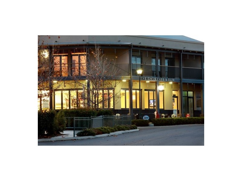 4A The Heights, Tamworth NSW 2340