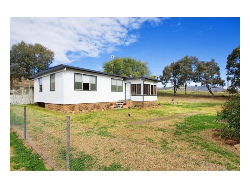 30 Davis Street, Currabubula NSW 2342