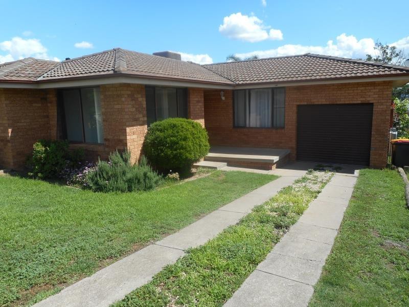 5 Wright Street, Tamworth NSW 2340