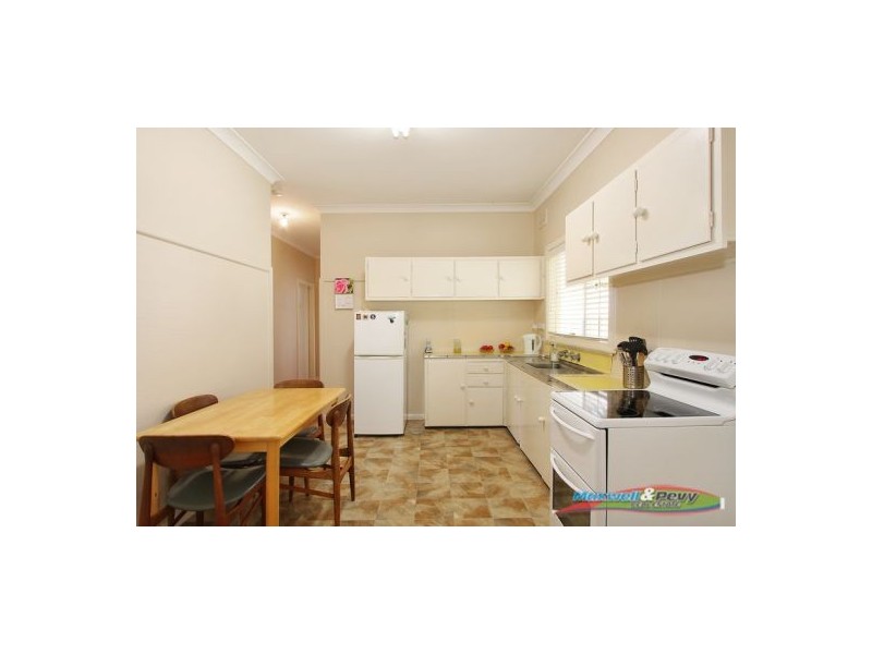 20 Erwin Street, Tamworth NSW 2340