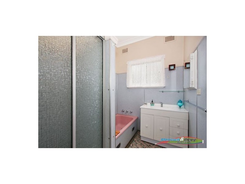 20 Erwin Street, Tamworth NSW 2340