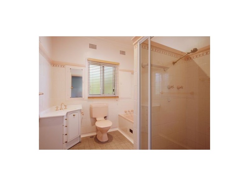 10 Jean Street, Tamworth NSW 2340