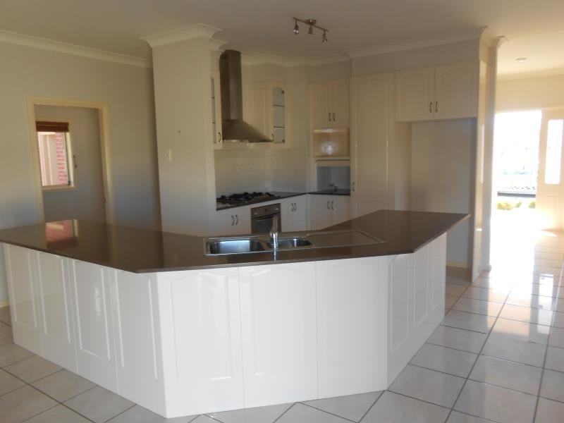 7 Cunningham Street, Tamworth NSW 2340