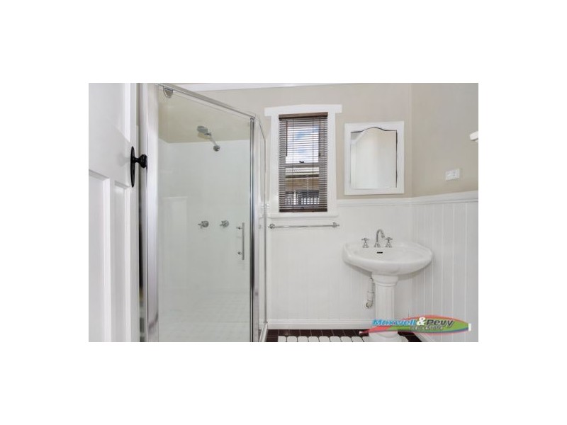 15 Gidley Street, Tamworth NSW 2340