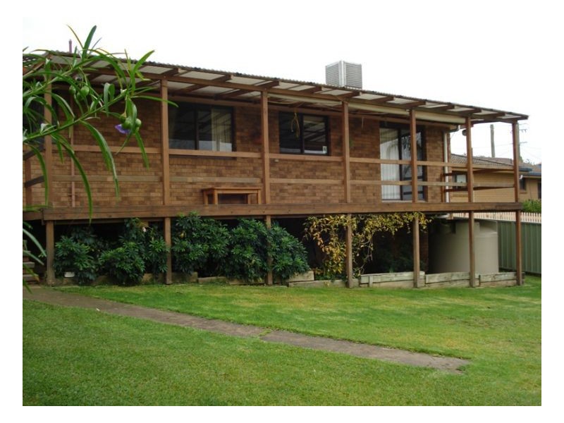 11 Brolga Way, Tamworth NSW 2340