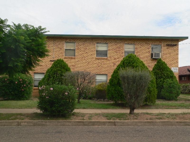 2/15 Diane street, Tamworth NSW 2340