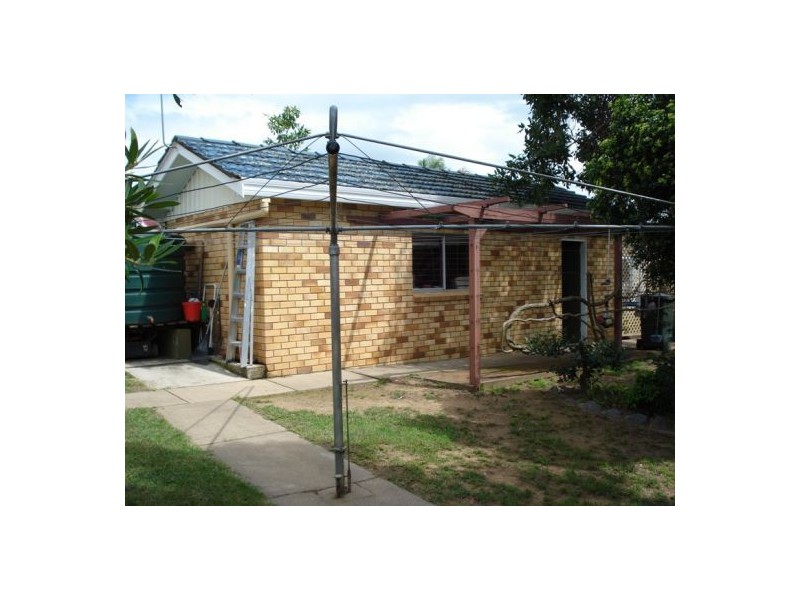 81  Wilburtree Steet, Tamworth NSW 2340