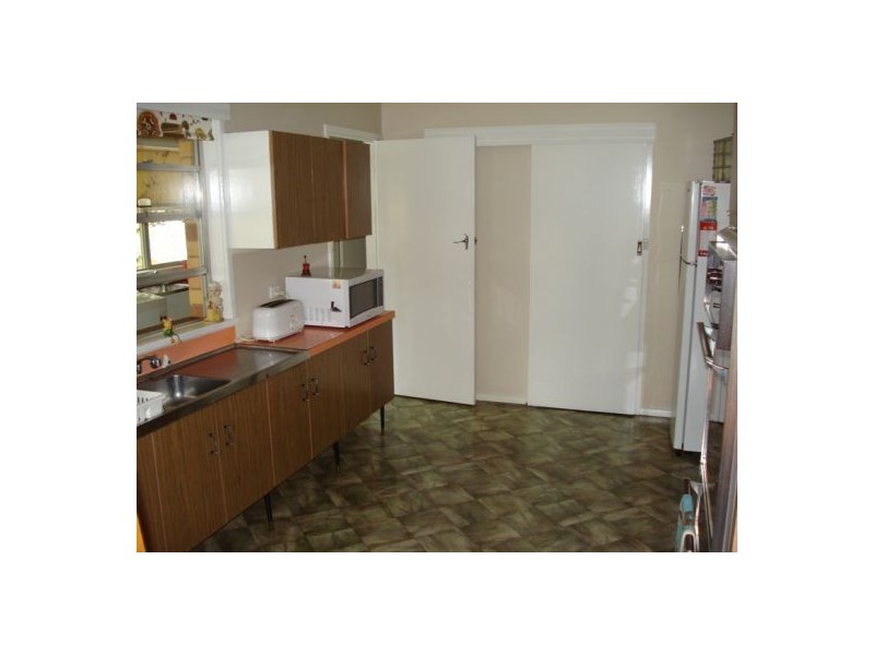 81  Wilburtree Steet, Tamworth NSW 2340