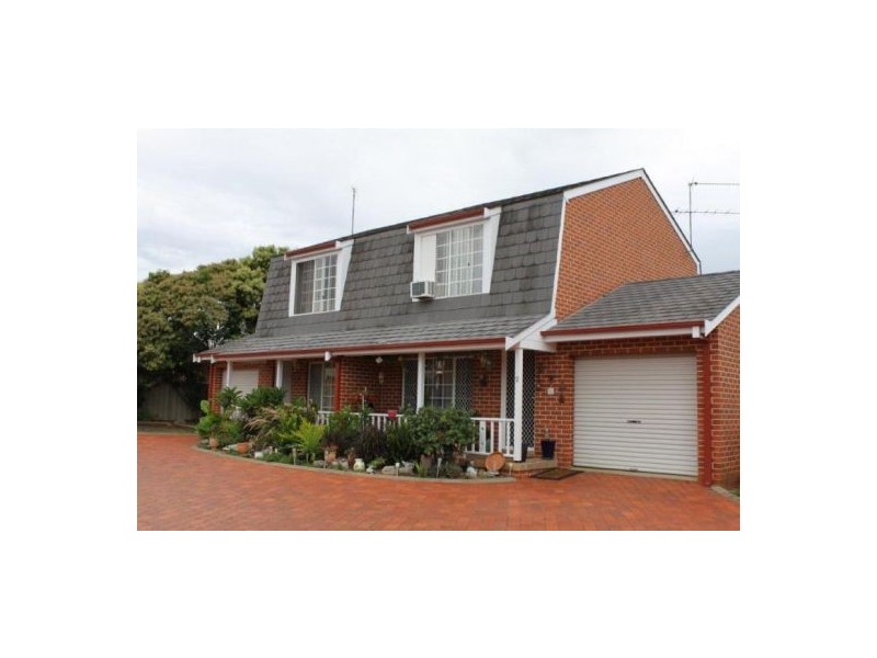 2/3 Gunn Place, Tamworth NSW 2340