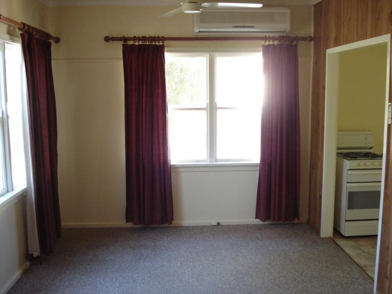 9 Peel Street, Tamworth NSW 2340