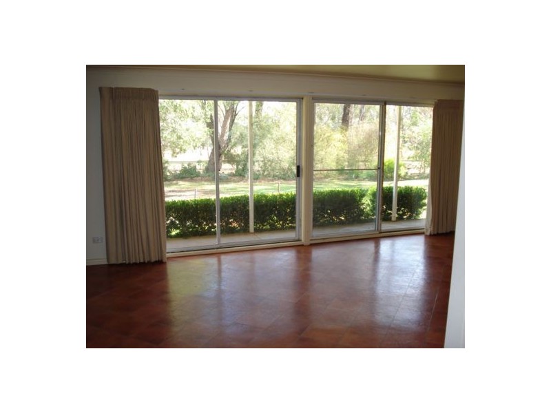 5 Burgmanns Lane, Tamworth NSW 2340