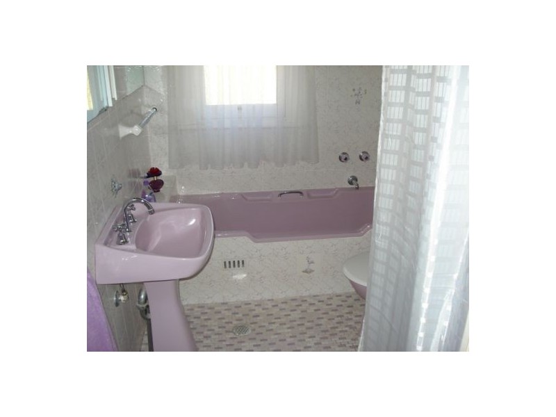 25 Kathleen Street, Tamworth NSW 2340