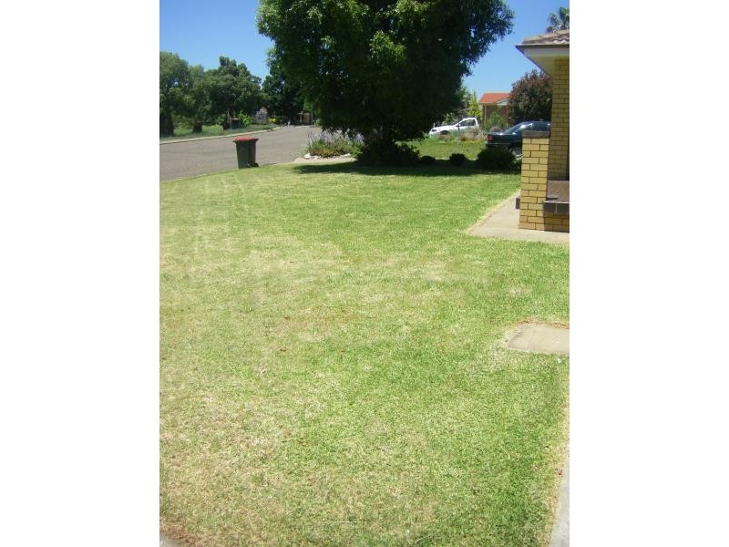 30 Waree drive, Tamworth NSW 2340